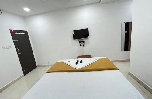Bardoli House | np rooms