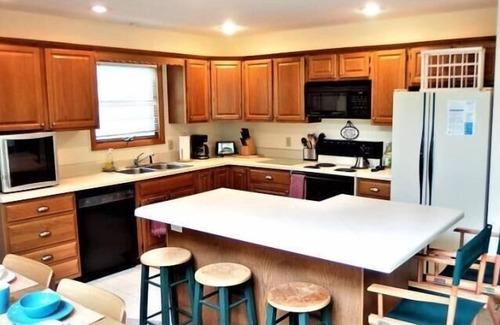 Canaan Valley House | NP22-Cute and quaint! Minutes to Towns! Pets OK!