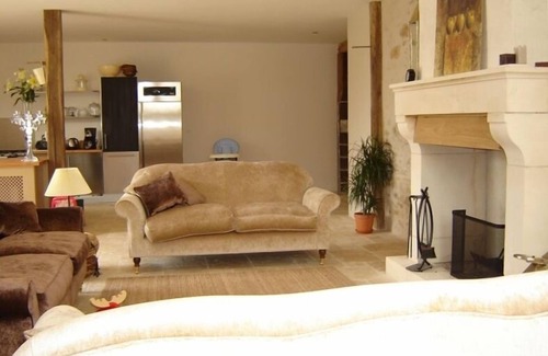 Marigny-le-Cahouet House | Nr SEMUR en AUXOIS Experience the Delights of this Fabulous Farmhouse