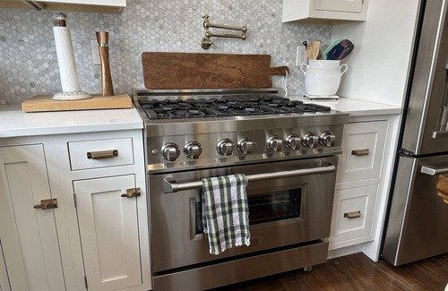 Roy Other | nRenovated farmhouse on 7 ac sleeps 16, hot tub, horses, AC, BBQ, huge kitchen