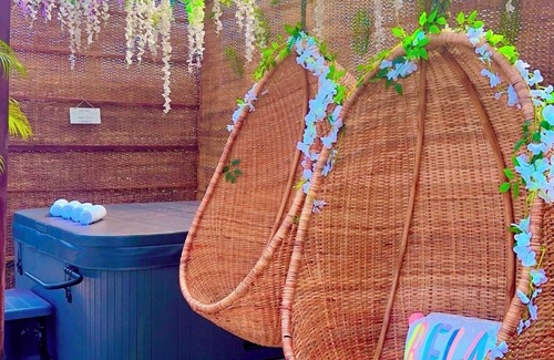 Adenta Villa | Nubian Villa-A Tropical Gem with Pool and Hot Tub
