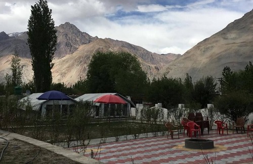 Hunder RV Rental | Nubra Summer Camp