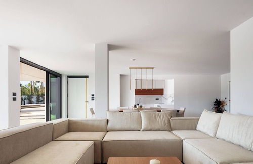 Kolymvari Villa | Nuera II: Modern 4BR Villa, 300m from the Beach