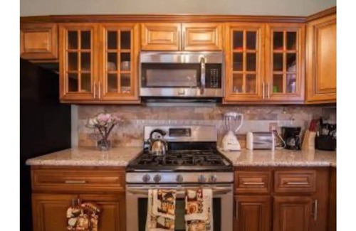 East Flatbush House | NYCHaven1: