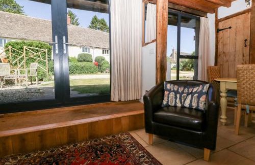 Nympsfield House | Nympy Cottage