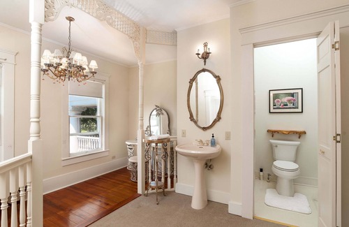 Winnsboro Bed & Breakfast | Oaklea Mansion Bed and Breakfast
