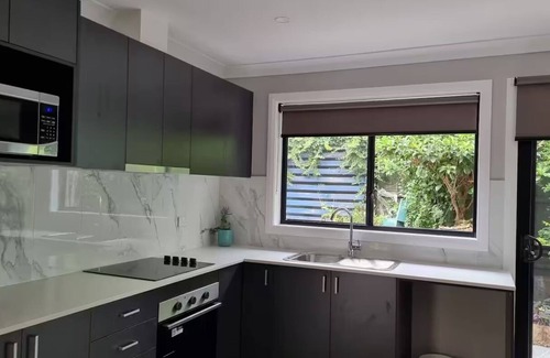 Dural House | Oasis in the heart of Dural-7 mnt away frm 3 Metro stations.Direct Metro to CBD.