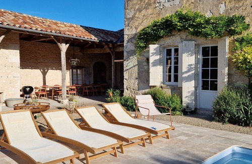 Laparade House | Oasis of peace and comfort. 14th-century maison de maître with swimming pool.