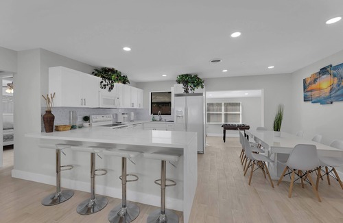 Garden Isles House | Oasis Pool Home less than 10 minutes from Beach