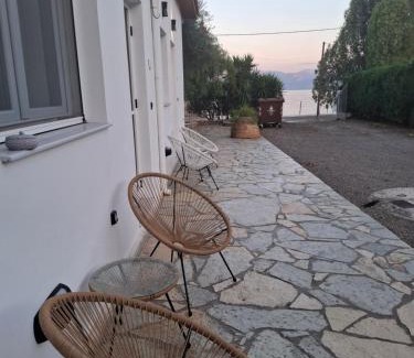Sarakiniko Apartment | Oasis Studios AG PANTES