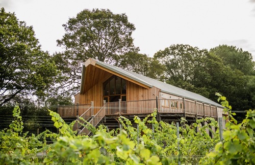 Etchingham RV Rental | Oastbrook Glamping