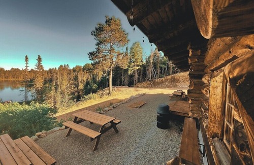 Saint-Simeon Cabin | ÖBois Charlevoix: The Forgerie