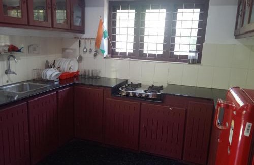 Kuzhuppilly House | Ocean blue home stay