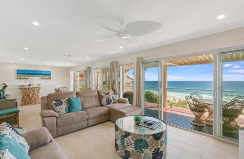 Currumbin House | Ocean Blue on Currumbin Hill