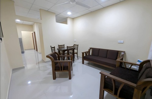 Wellawatta South Apartment | OCEAN BREEZE RETREAT A COASTAL GETAWAY IN COLOMBO