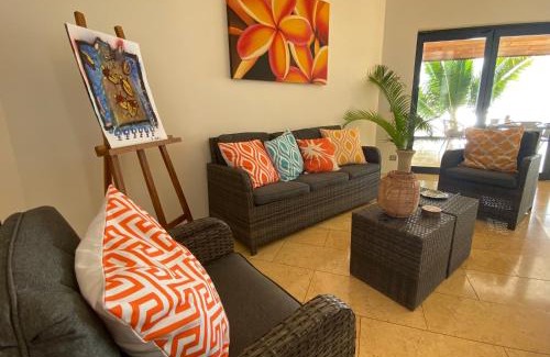 Teahupoo Villa | Ocean Breeze Villa