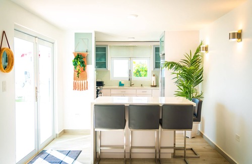 Dorado del Mar House | Ocean Breeze Villa Retreat - PRIVATE POOL/WALK TO BEACH/PET FRIENDLY