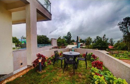Mahabaleshwar Villa | OCEAN CREST LUXURY VILLA Mahabaleshwar