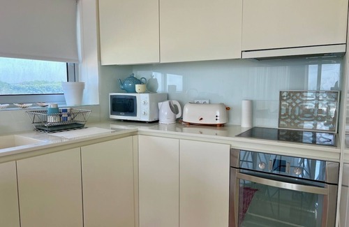 Ofir Apartment | Ocean facing cozy spot. A painting-like stay, brimming with light and fresh air.