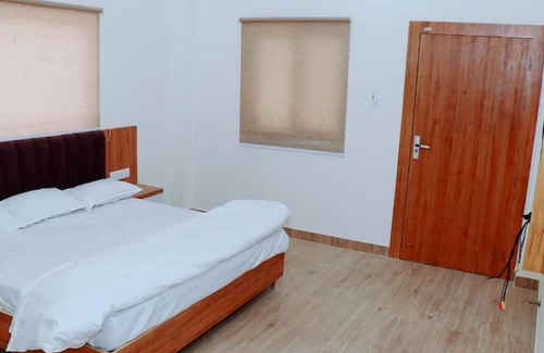 Baga Hotel | Ocean Glass