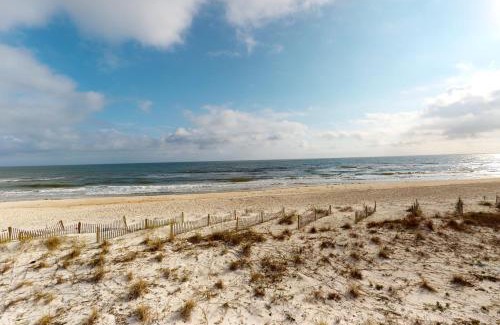 East End Apartment | Ocean Mile G-3
