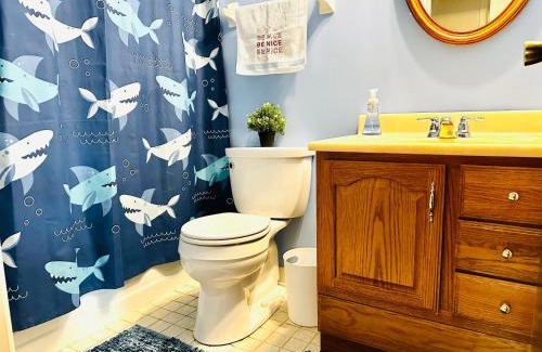 West Chester House | Ocean Palace -12 Guests- close to I-75-Amazing Location!