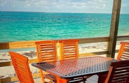 Bahama Palm Shores Villa | Ocean Pearl On The Beach Villa , ManOWar Cay, Abaco, Bahamas