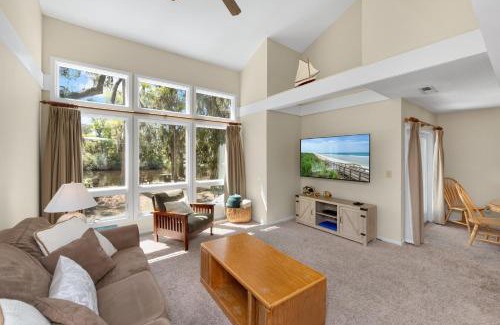 Ocean Ridge Apartment | Ocean State of Mind