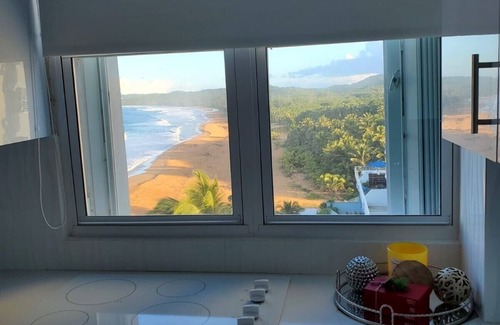 La Pared Condo | OCEAN VIEW GORGEOUS 1 Full Bedroom Apt.BRAND NEW UNIT SPECTACULAR & CHIC. 5Stars