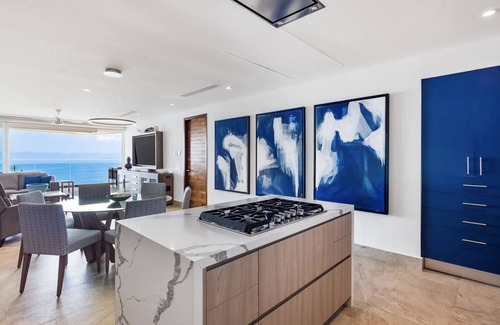 Conchas Chinas Condo | Ocean View Luxury Condo with Rooftop Pool