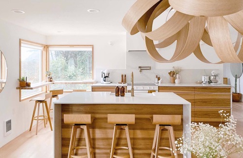 Yachats House | Ocean View, Perfect for Agate Hunting! Dog Friendly! Fireplace!