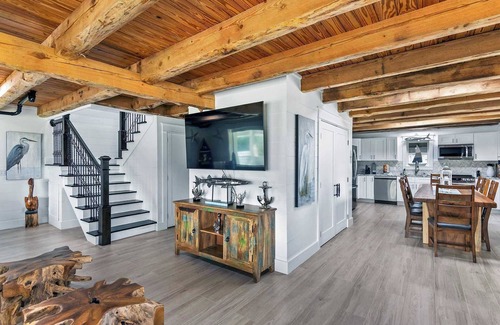 Holiday Isle House | Ocean View, Pool, Destin Luxury | Beach Barn
