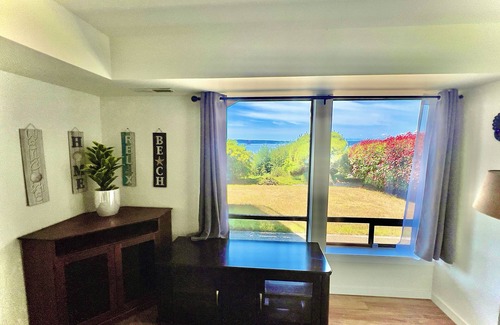 Tacoma House | Ocean View Sanctuary - NW Tacoma!