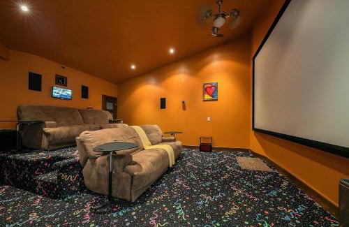 La Jolla Mesa House | Ocean View Serenity with Theater and Heated Pool