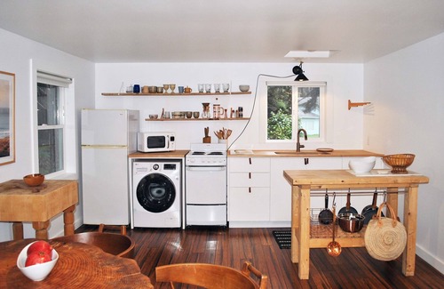 Yachats Apartment | Ocean View Studio Apartment! Perfect for Agate Hunting! Dog Friendly!