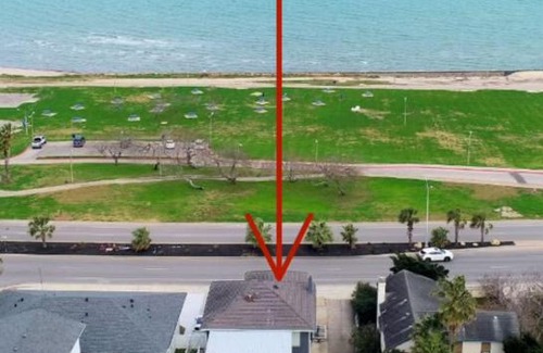 Del Mar House | Ocean View with Pool Casa de Joy Dos upstairs unit