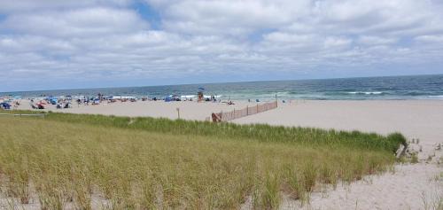 Osbornsville Apartment | Oceanfront 2-Level Guest Suite + Private Beach + Pool