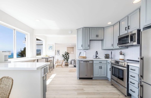 Moss Beach House | Oceanfront Coastal Home w/Breathtaking Views – Hiking, Beaches & More