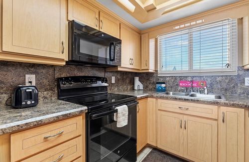 New Smyrna Beach Condo | Oceanfront Condo - Pool - Beach - Fantastic Views