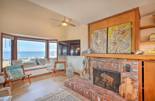 Ferndale House | Oceanfront Ferndale Oasis with Fire Pit, Grill!