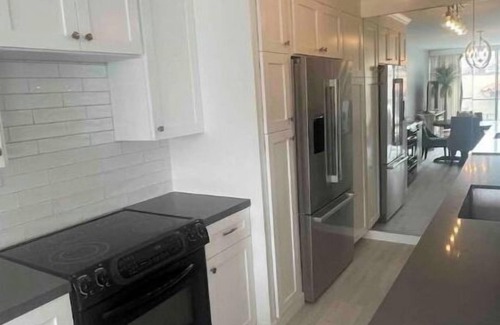 South Redondo Apartment | Oceanfront oasis