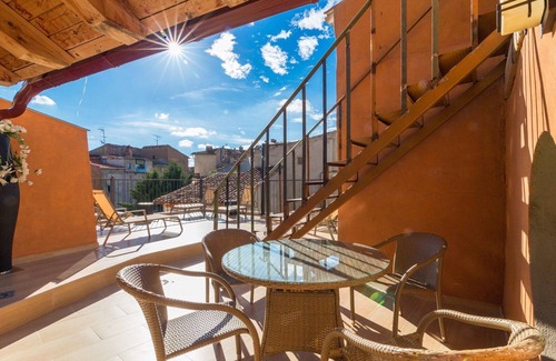 Munebrega Apartment | Oceania Loft with Jacuzzi