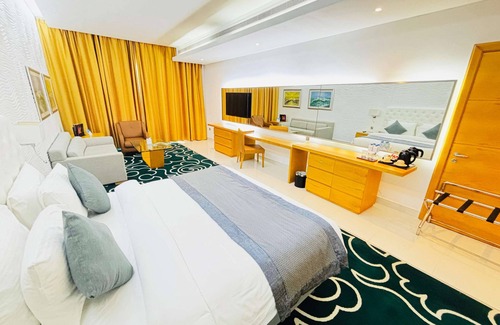 Khor Fakkan Hotel | Oceanic Khorfakkan Resort And Spa