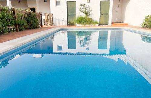 Linda-a-Velha House | Oceans house - Pool, Sauna, 20 Sleeps, 7m to beach