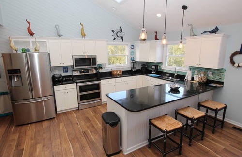 Tuckahoe House | Oceanside, Private Pool, Walking distance to town of Duck, Foosball, T3, Bella Vita