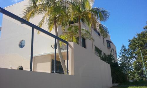 Nambucca Heads Apartment | oceanview 6 with rooftop terrace & spa