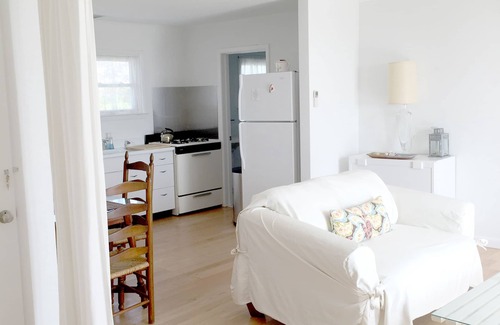 Montauk Hotel | Oceanview Chic Alcove Studio, walk to Town/Beach Pass