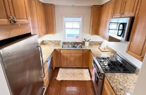 Summerland Condo | Oceanview Luxury Summerland Beach Condo B above Wine Tasting Room- walk to beach