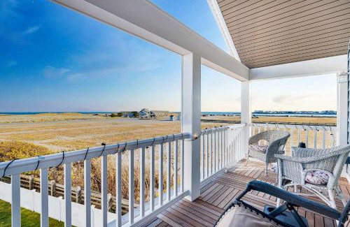 Hampton House | Oceanview Oasis Newly Renovated Parking
