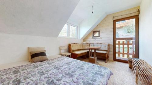 Kozelnik House | Off-grid Eco Farm Dolinka